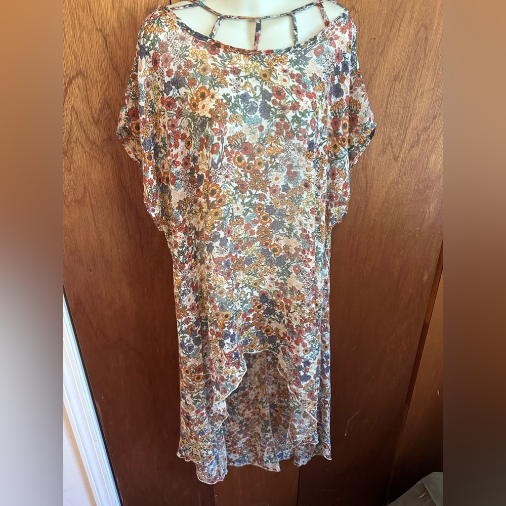 Shirt/dress size XXL. Semi shear Cha CHA Vente XXL